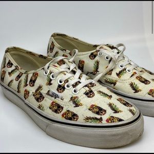 Vans pineapple skulls sneakers